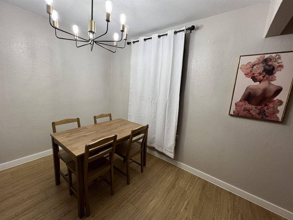 3 BR in Irving