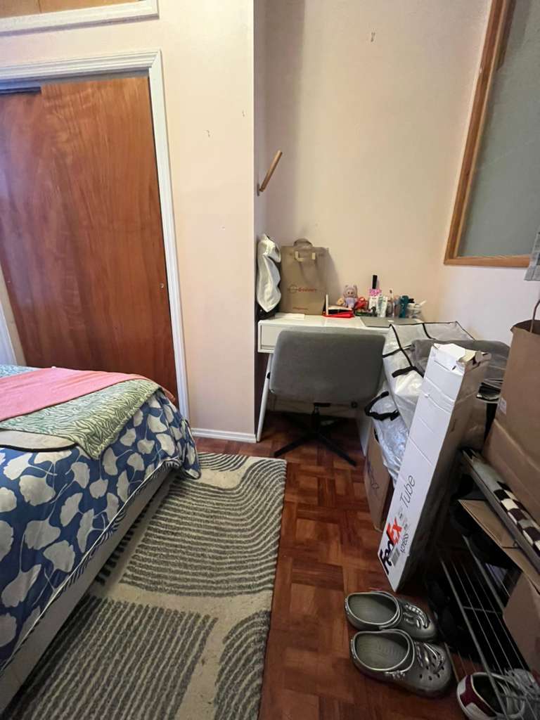 Convenient Furnished Room - Midtown