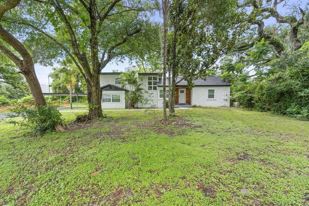 5 BR in Orlando
