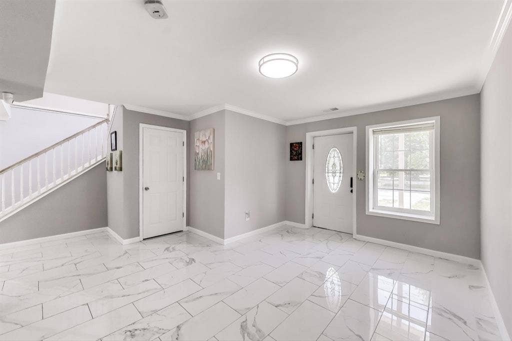 7 BR in College Park