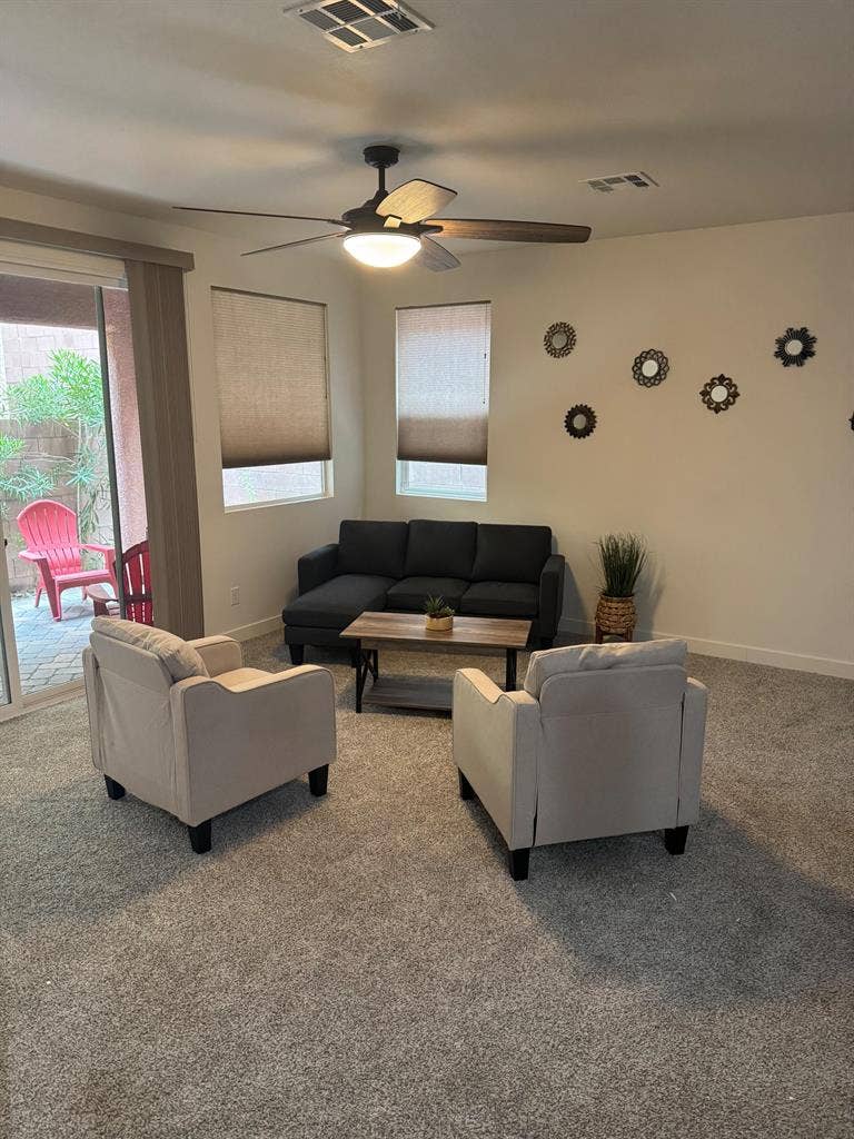 5 BR in Las Vegas