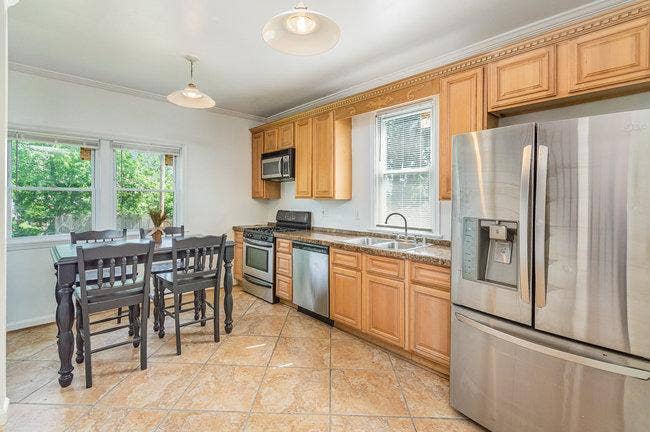 4 BR in Washington