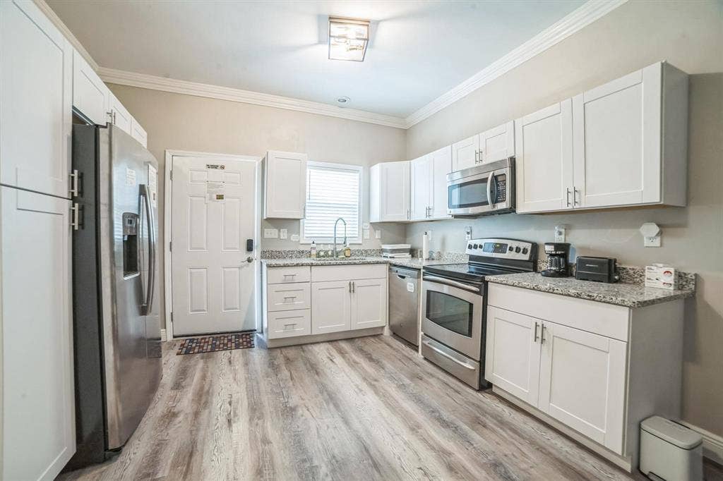 6 BR in Orlando