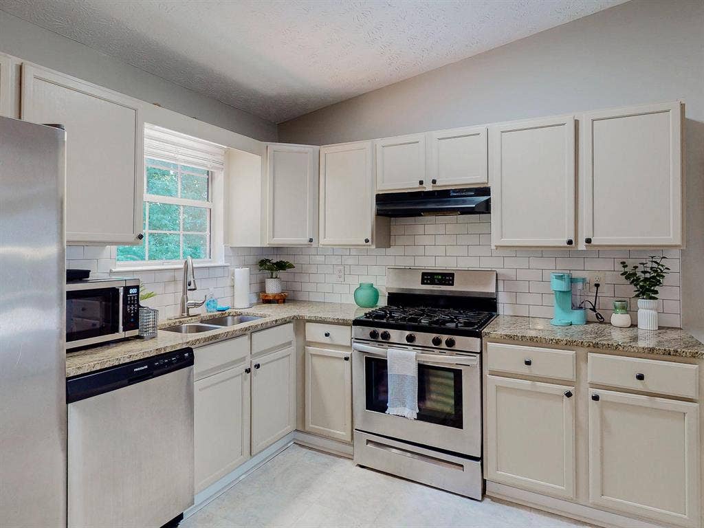 7 BR in Decatur