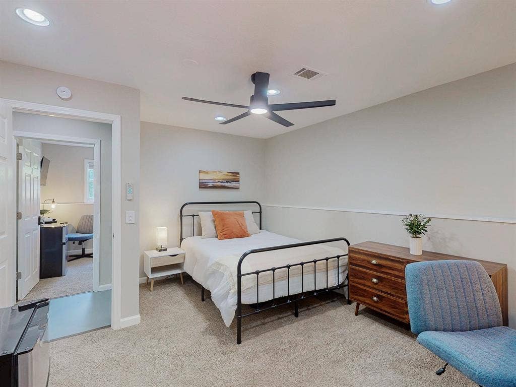 7 BR in Decatur