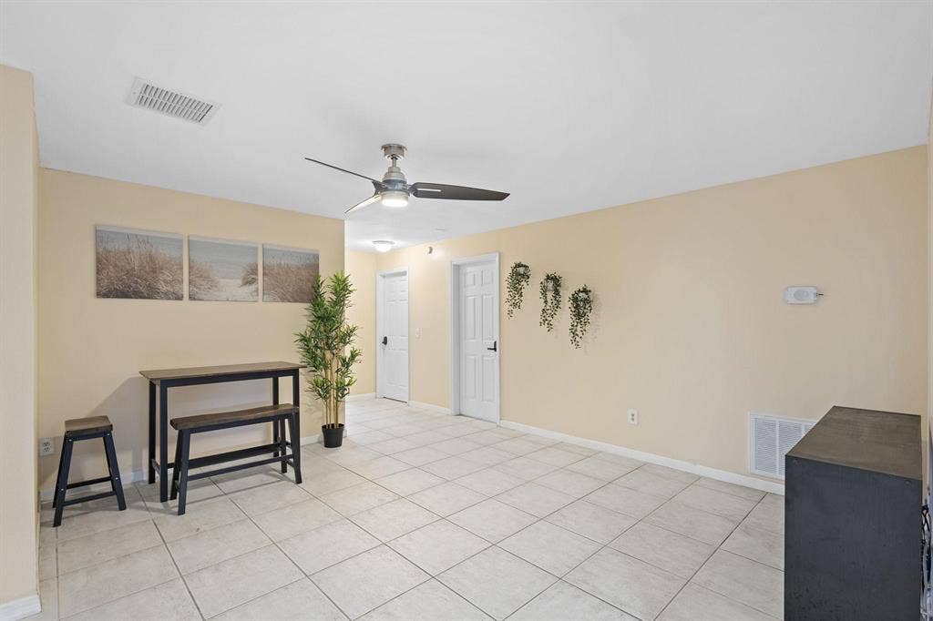 7 BR in Orlando
