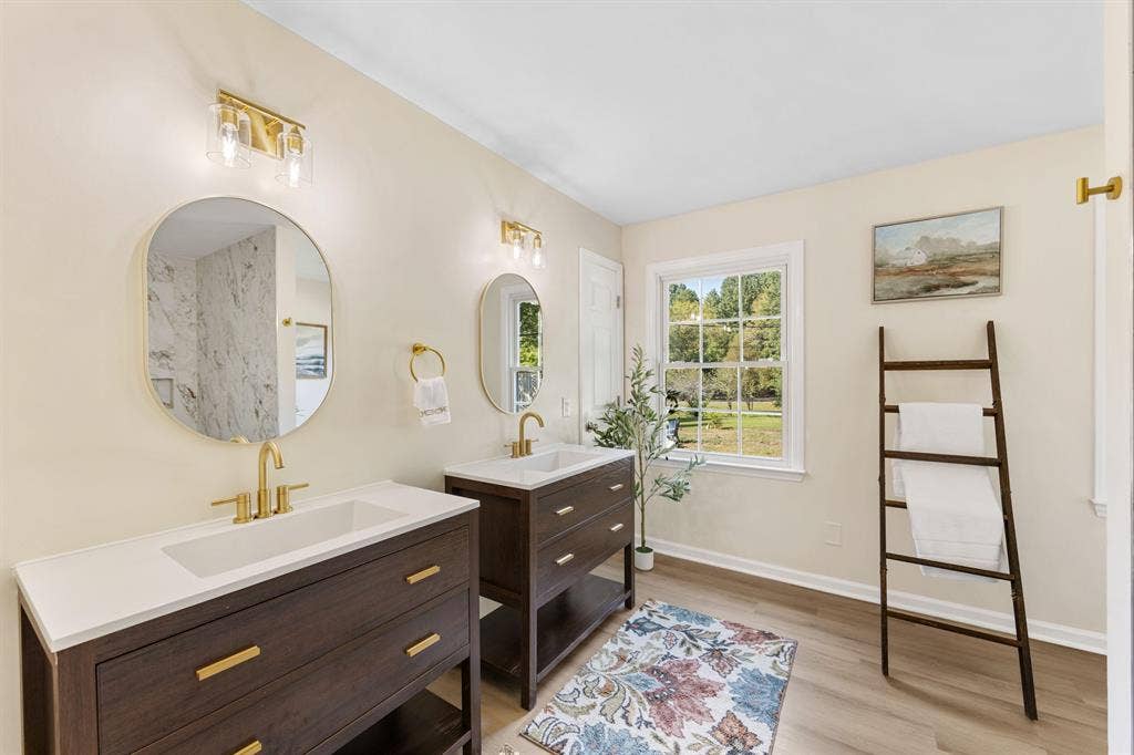 10 BR in Monroe