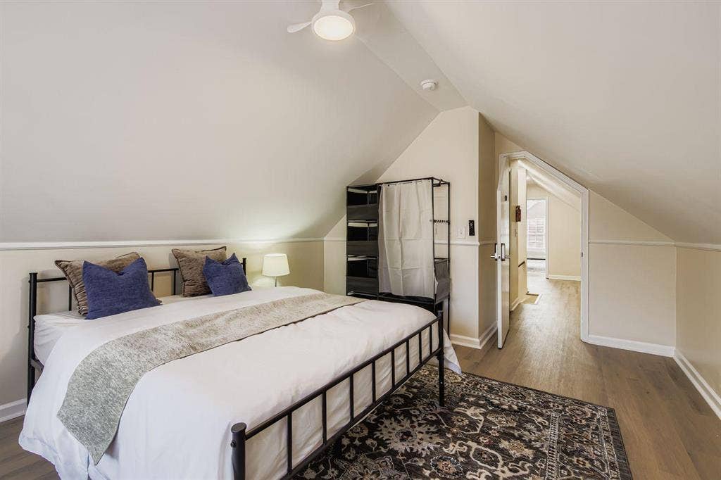 10 BR in Monroe