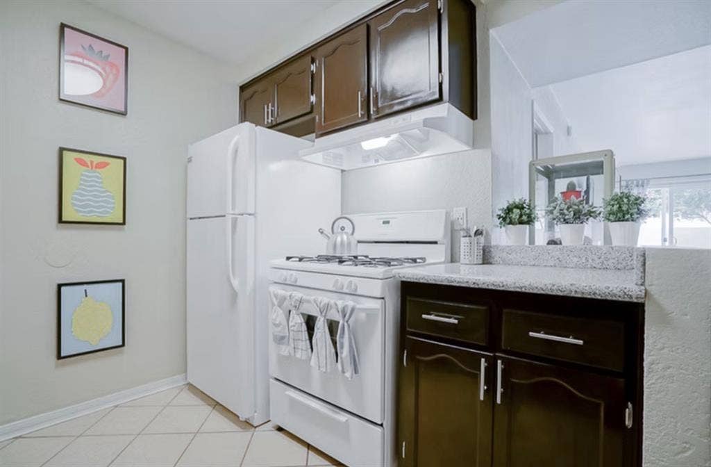 Shared Room Available Near UCR