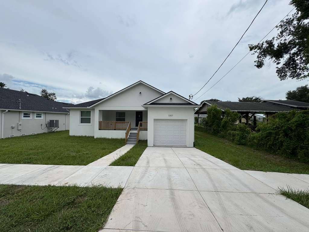 8 BR in Plant City