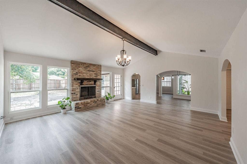 4 BR in Carrollton