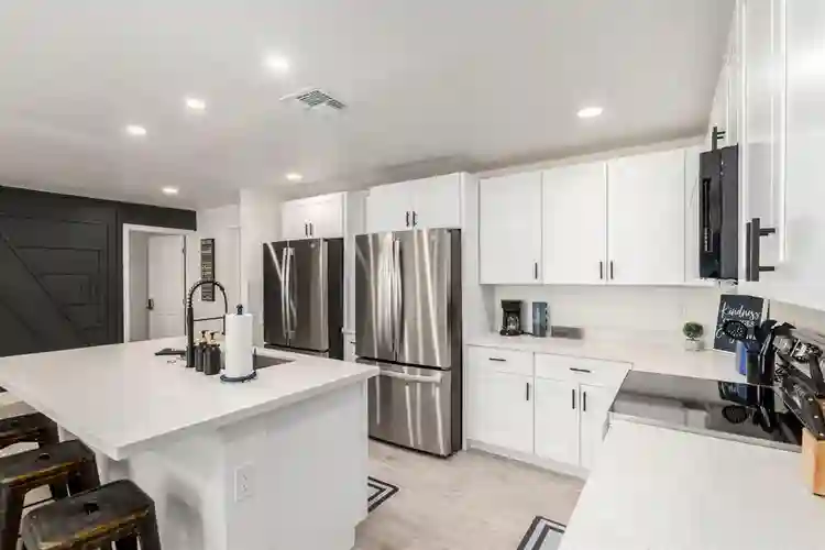 8 BR in Mesa
