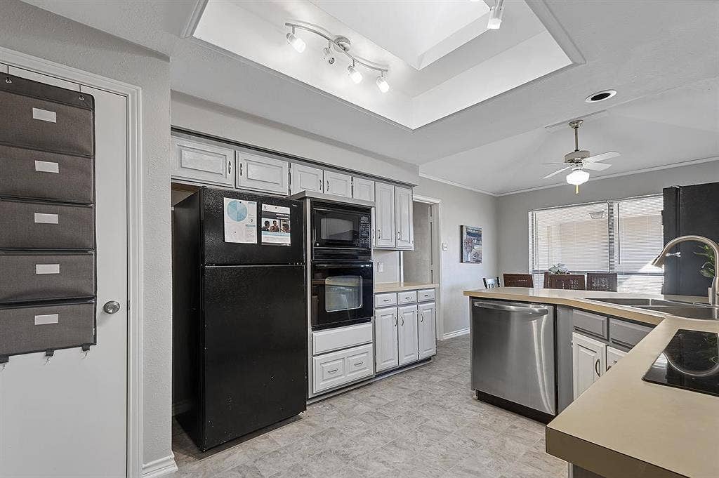 6 BR in Grand Prairie