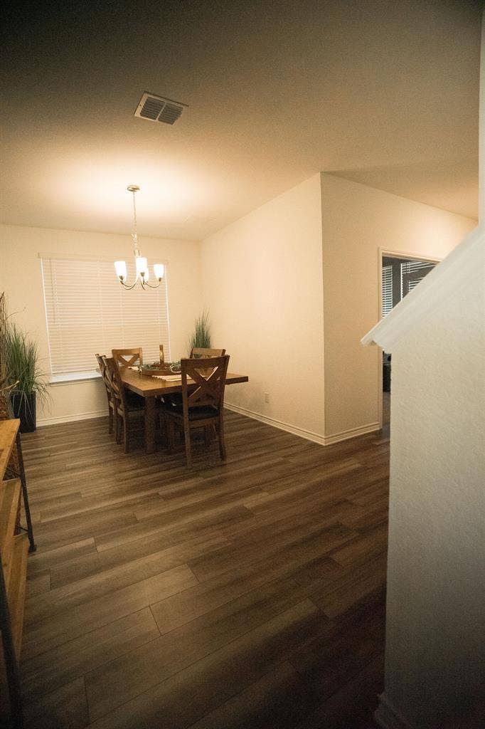 4 BR in Converse