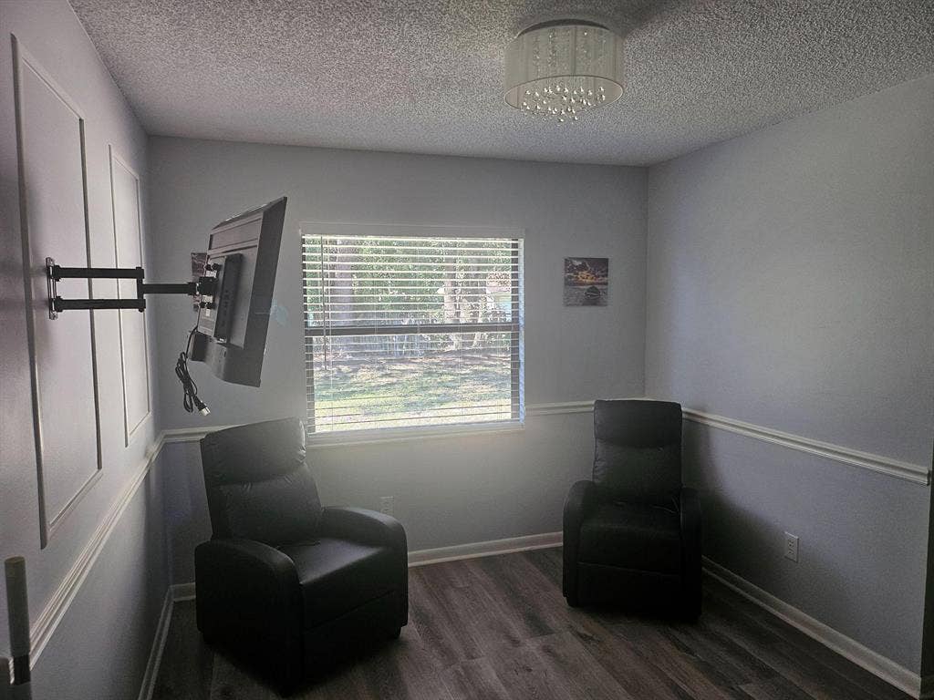 6 BR in Jacksonville
