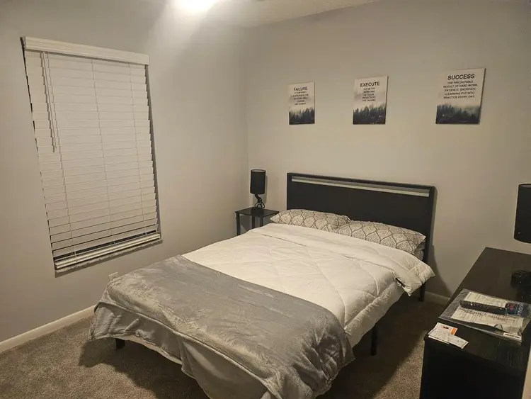 6 BR in Jacksonville