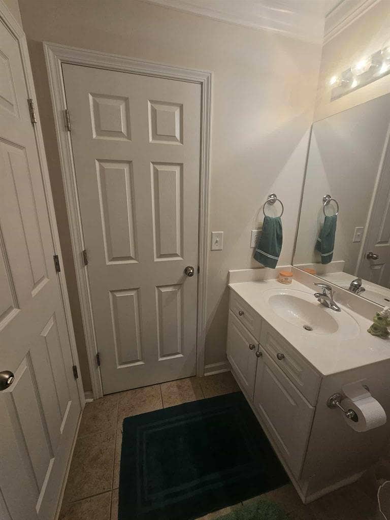 2 BR in Nashville