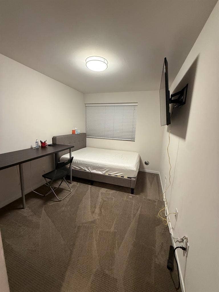 1 BR in Seattle