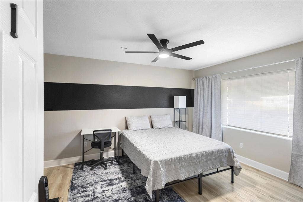 5 BR in Orlando