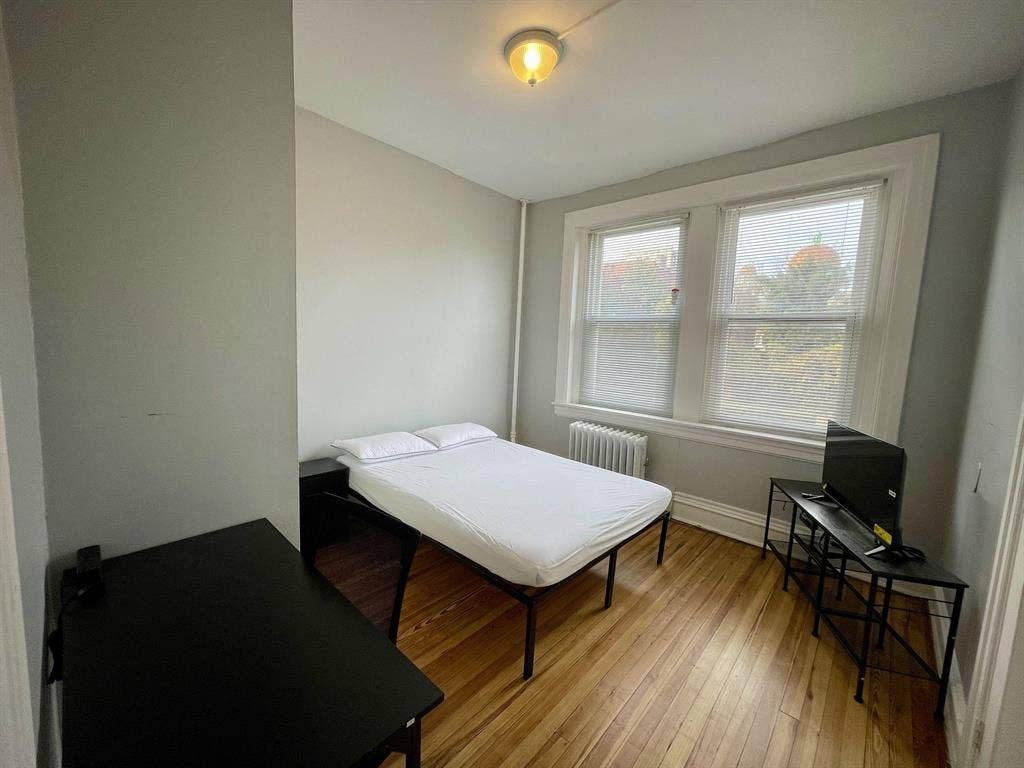 2 BR in Baltimore