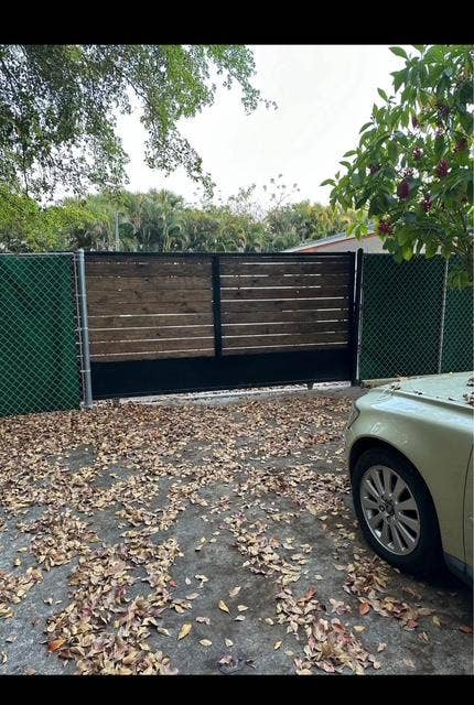 1 BR in Davie