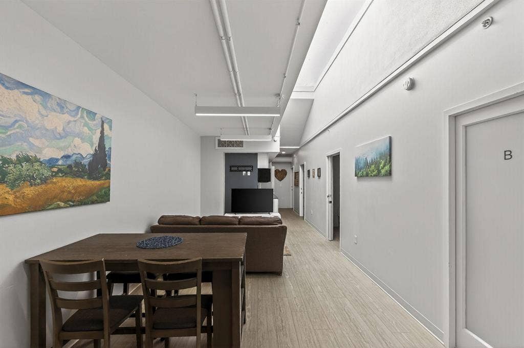 6 BR in Kansas City