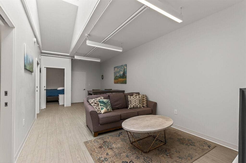 6 BR in Kansas City