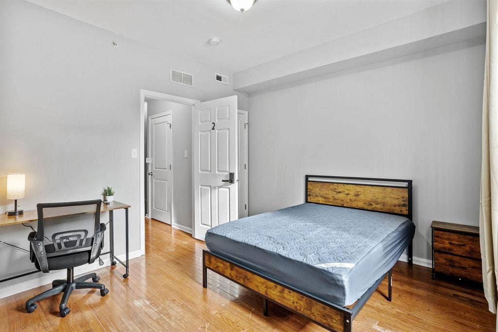 4 BR in Philadelphia