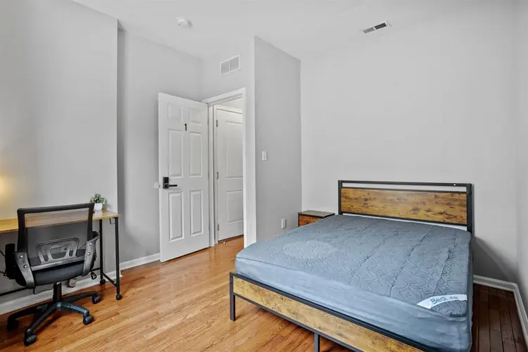 4 BR in Philadelphia