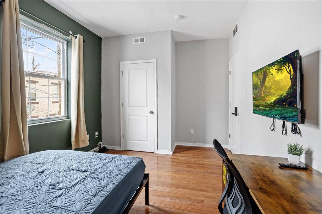 4 BR in Philadelphia