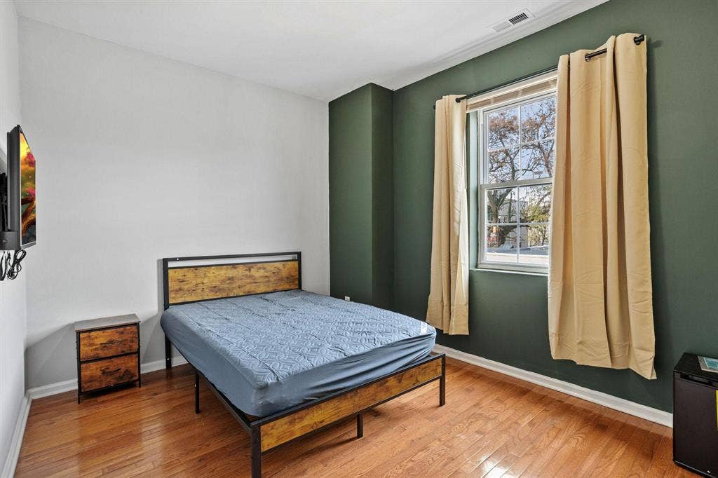 4 BR in Philadelphia