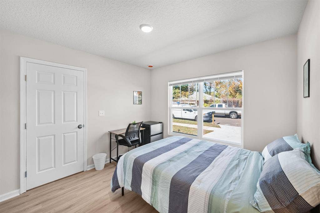 7 BR in Jacksonville