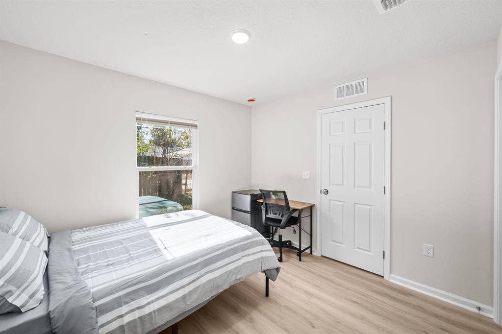 7 BR in Jacksonville