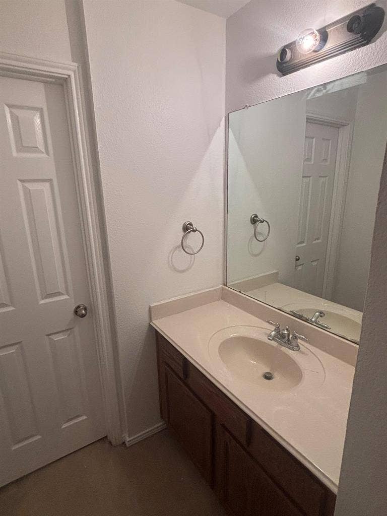 1 BR in Grand Prairie