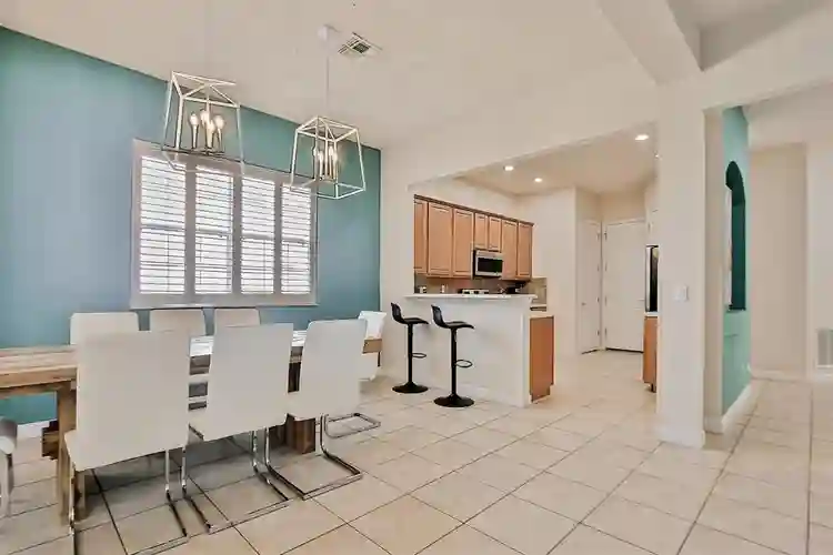 5 BR in Kissimmee