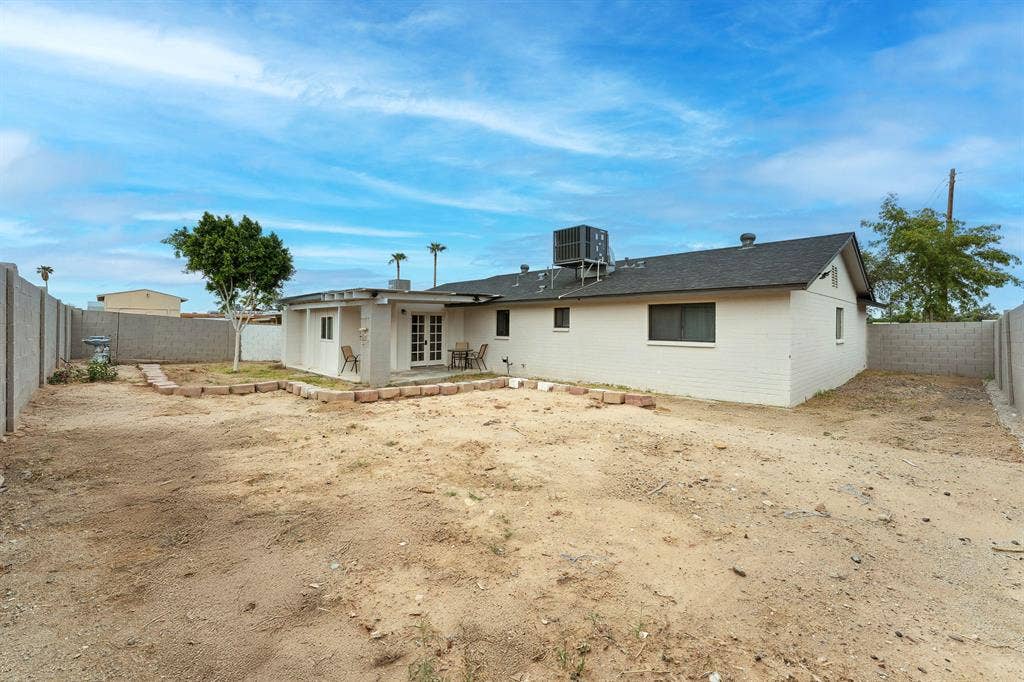 5 BR in Phoenix