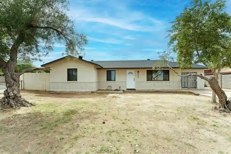 5 BR in Phoenix