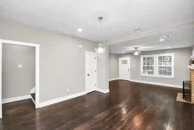 4 BR in Houston