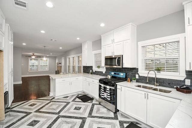 4 BR in Houston