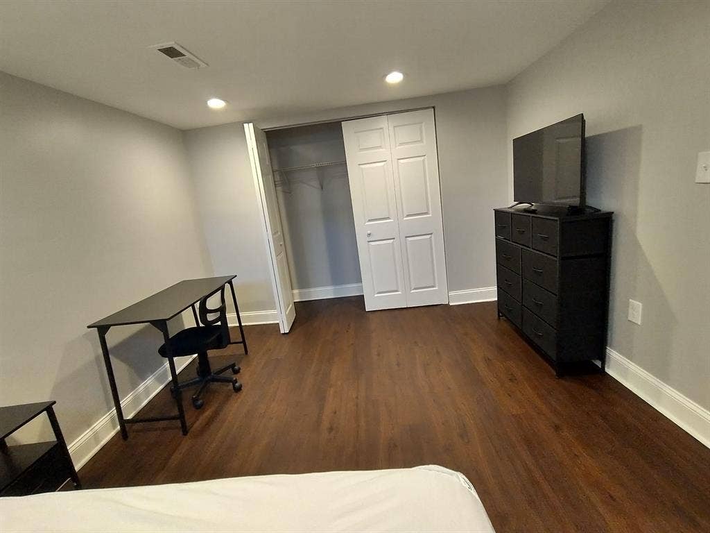 4 BR in Baltimore