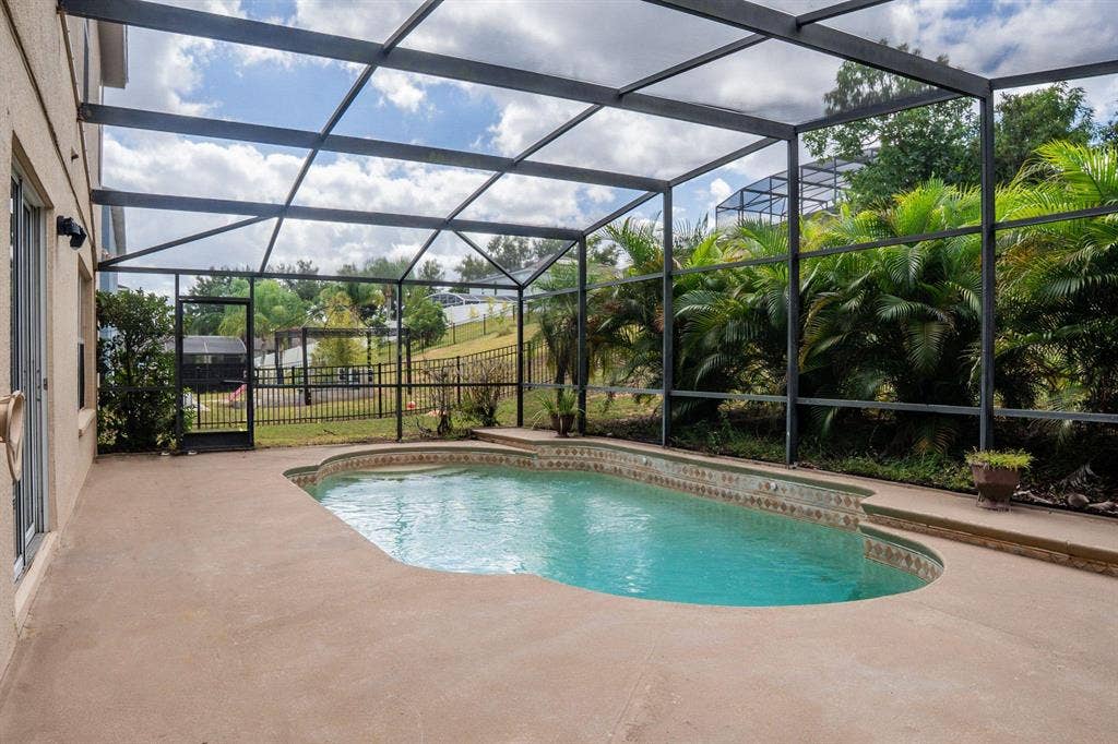 8 BR in Clermont