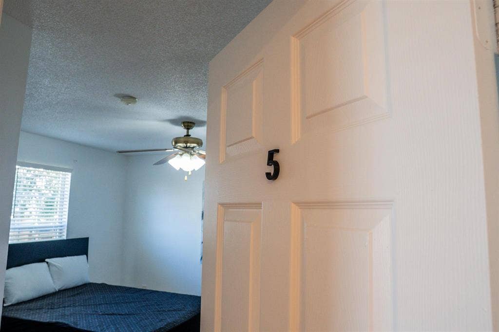 8 BR in Clermont