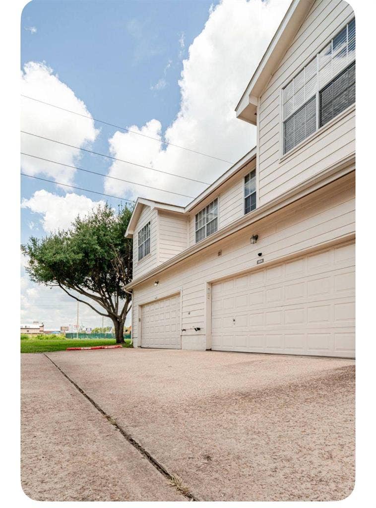 3 BR in Houston