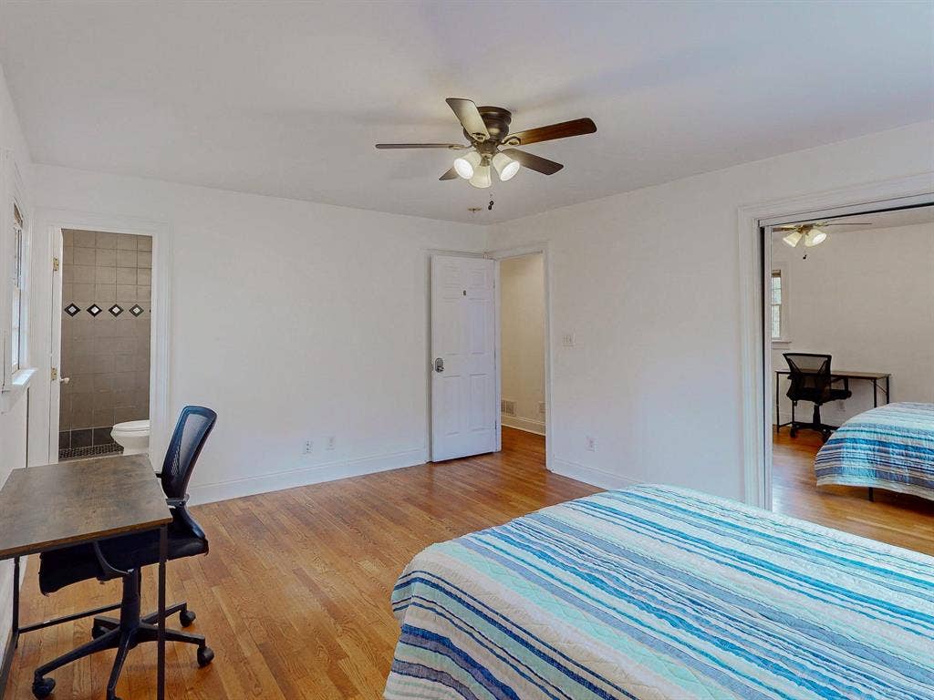 9 BR in Decatur