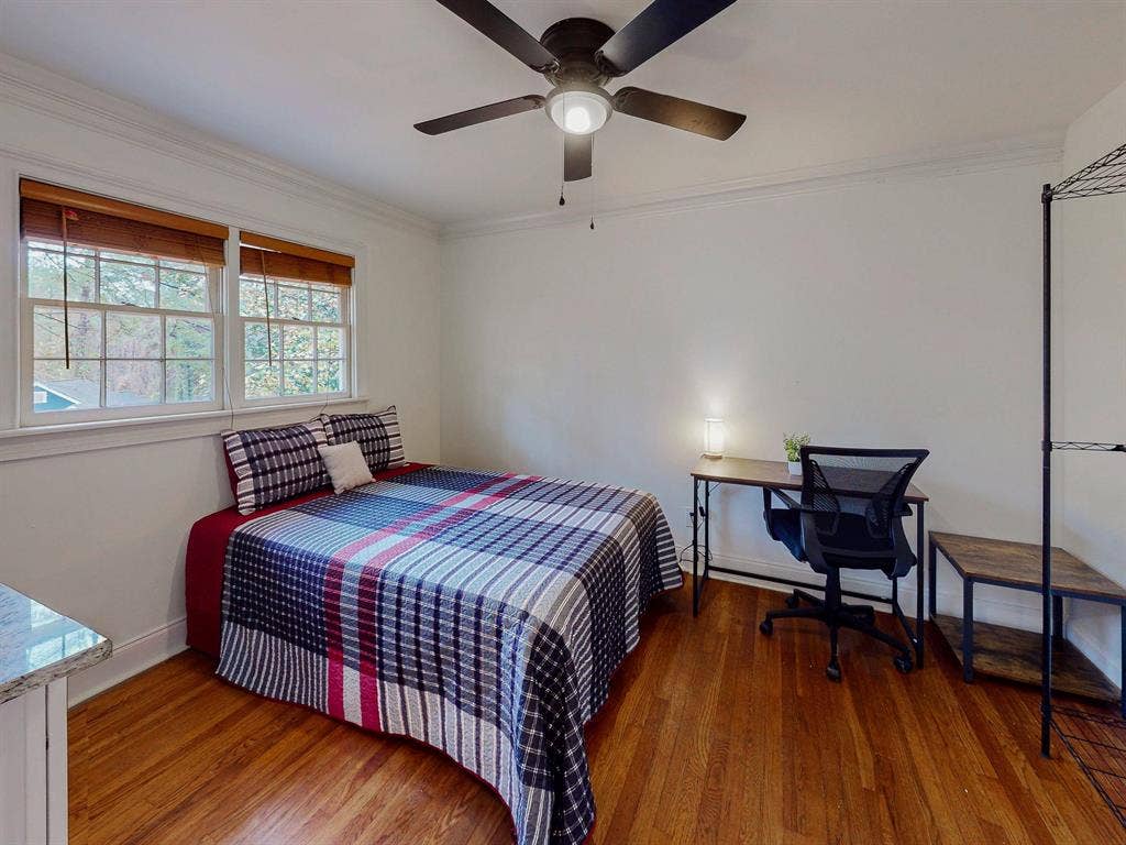 9 BR in Decatur