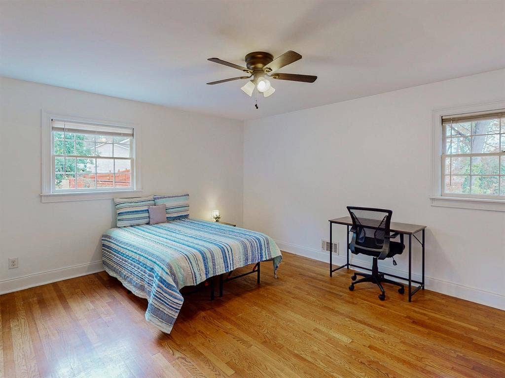 9 BR in Decatur