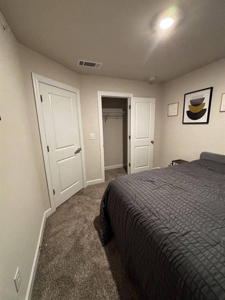 5 BR in Charlotte