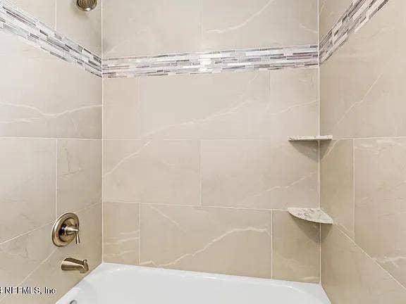 3 BR in Jacksonville