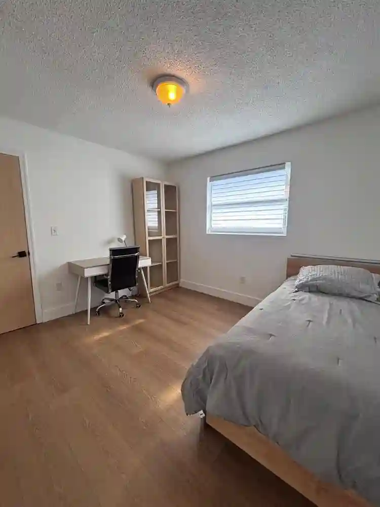 2 BR in Miami