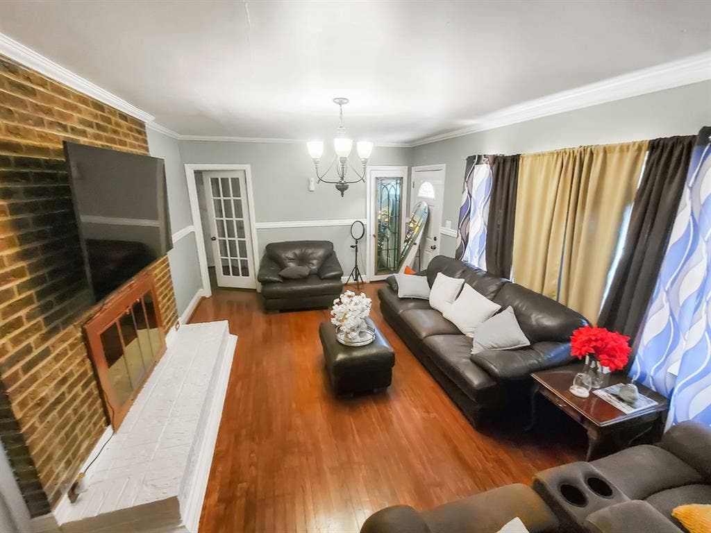 5 BR in Charlotte